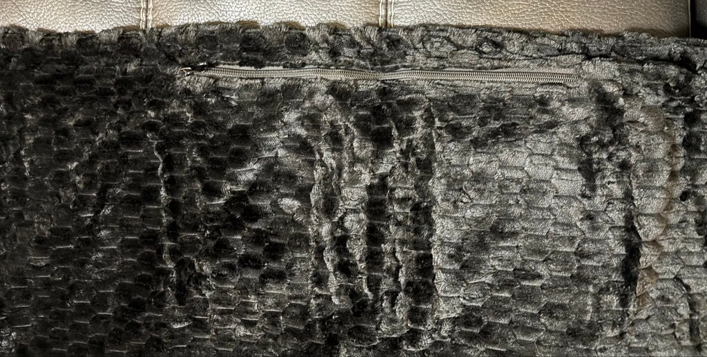 Snack & Snuggle™ 3D Jacquard - Available in 2 Colors